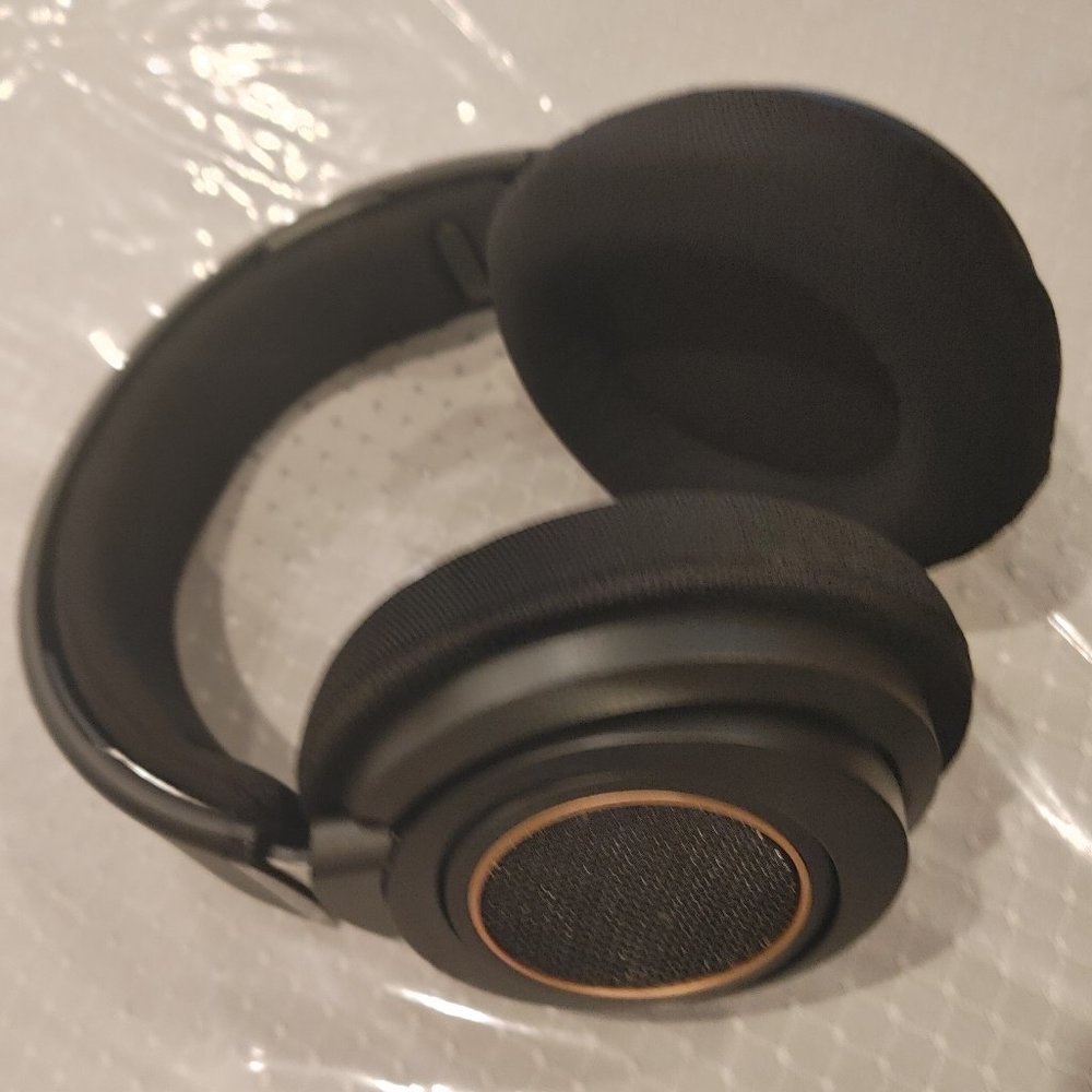 Philips SHP9600 over ear headphones